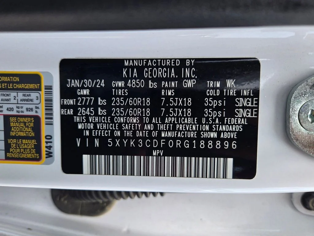 Used 2024 White Kia EX image 31
