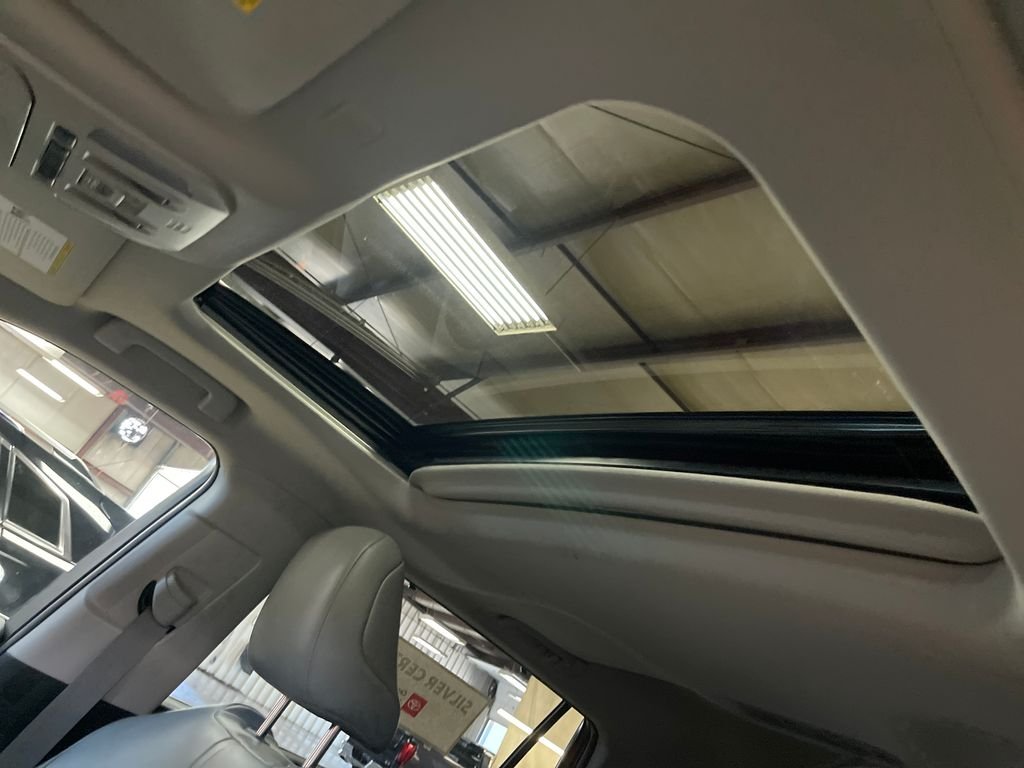 Used 2021 Red Toyota XLE image 12