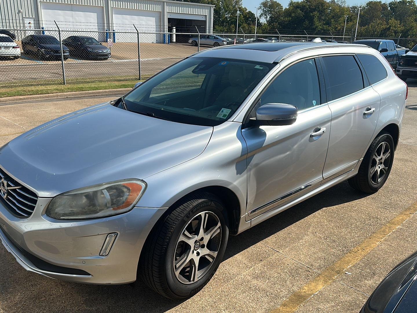 Used 2015 Bright Silver Metallic Volvo T6 image 1