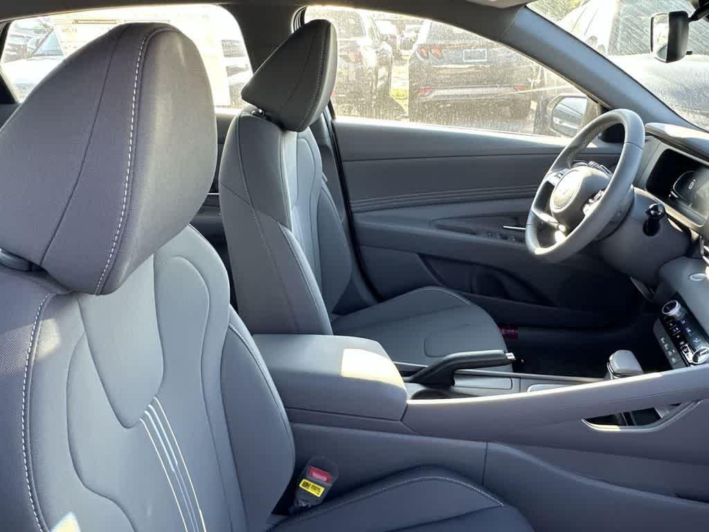New 2026 Serenity White Hyundai SEL Sport image 27