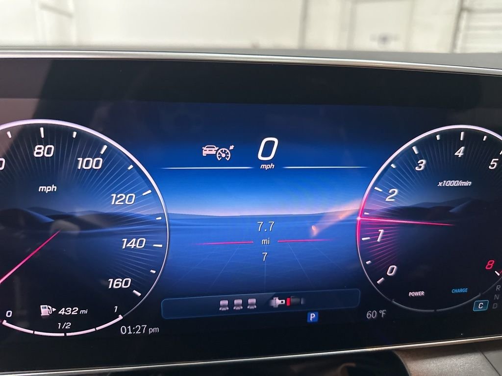 Used 2026 Gray Mercedes-Benz GLC 300 image 12