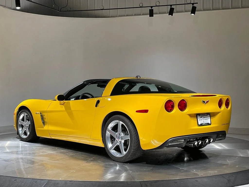 Used 2005 Millenium Yellow Chevrolet BASE image 38