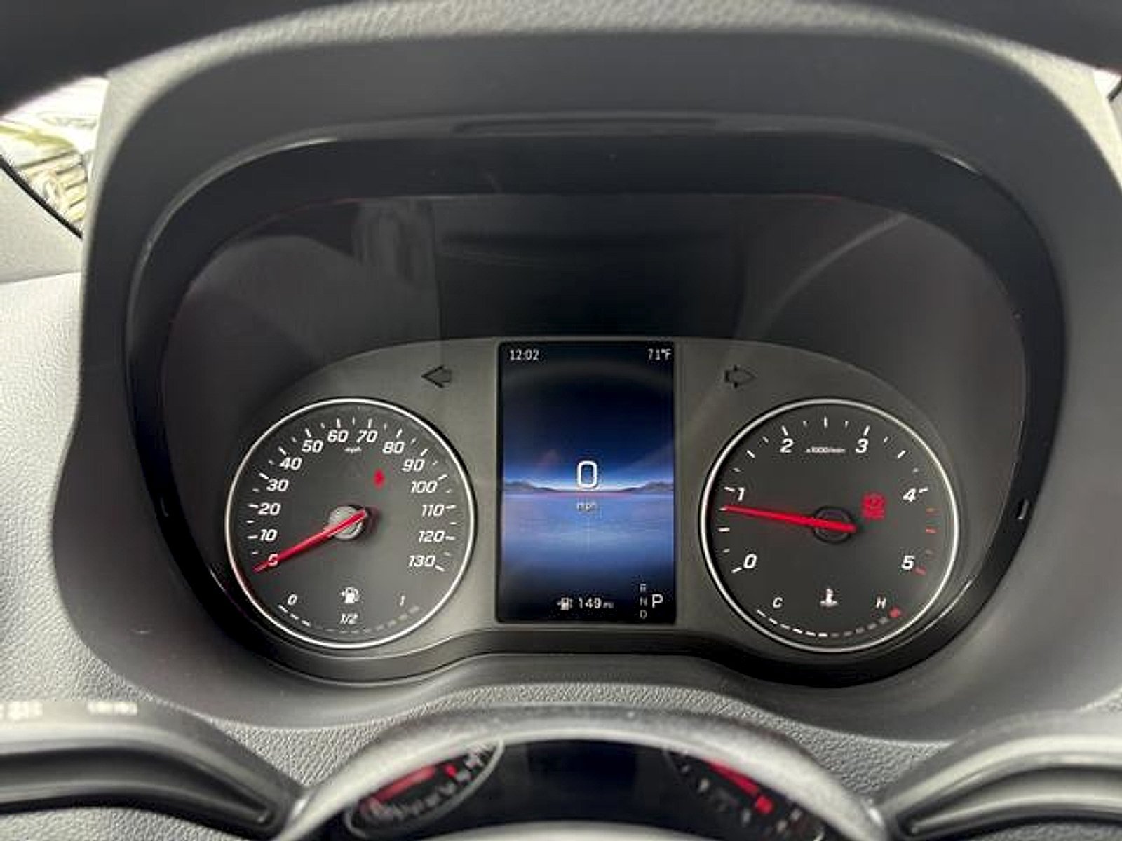 New 2026 high-tech silver metallic Mercedes-Benz  image 38