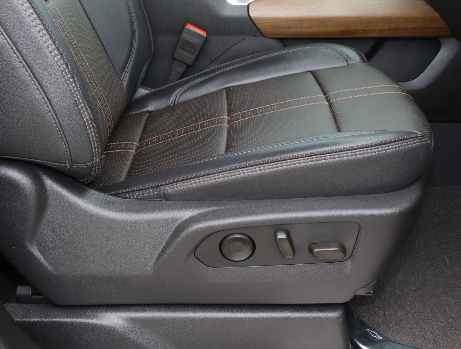 2025 Chevrolet Silverado 2500HD High Country - Photo 22