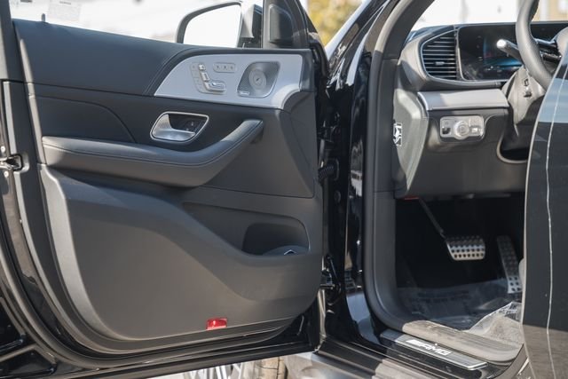 New 2026 Black Mercedes-Benz GLE 53 AMG® image 41