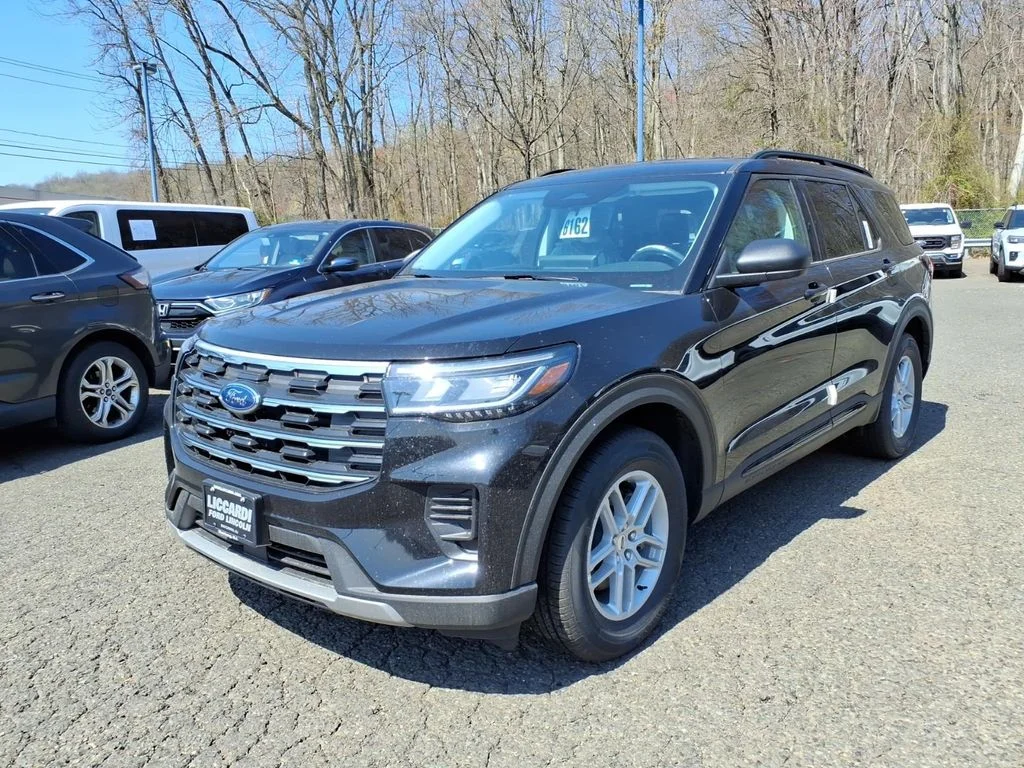 New 2026 Agate Black Metallic Ford Active image 3