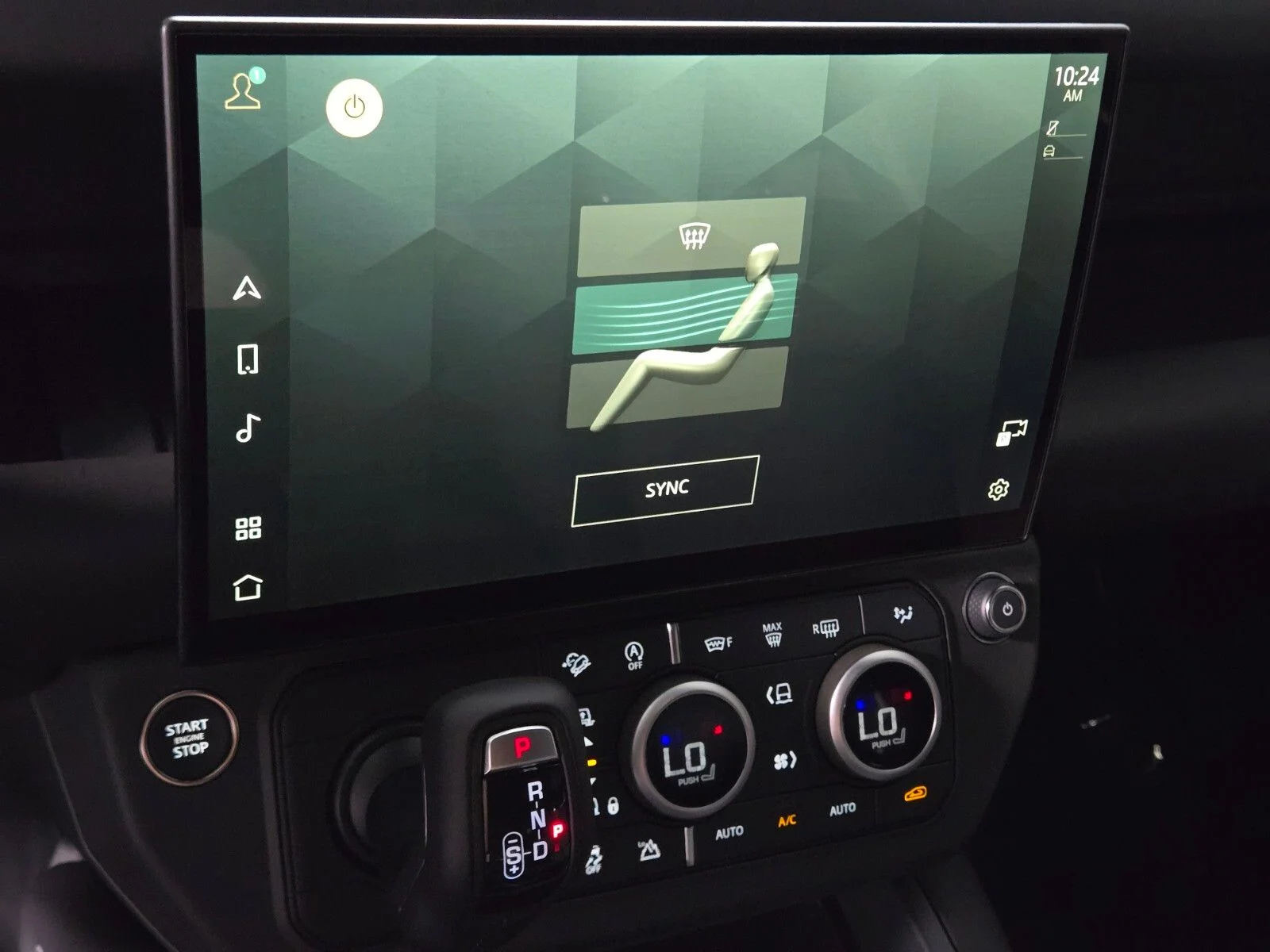 New 2026 Woolstone Green Land Rover X-Dynamic SE image 29