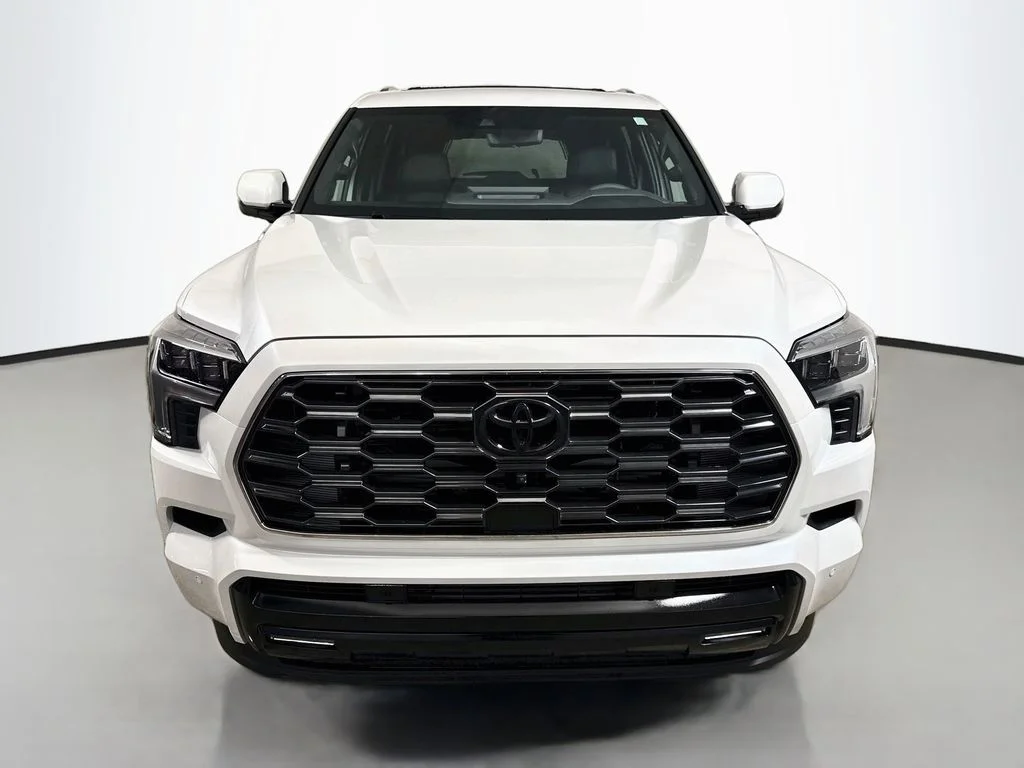 New 2026 Wind Chill Pearl Toyota Platinum image 2