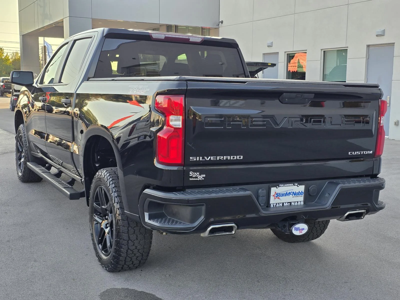 Used 2021 BLACK Chevrolet Custom Trail Boss image 5