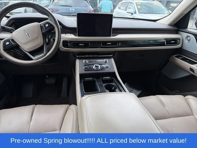 Used 2022 Black Lincoln Reserve image 24