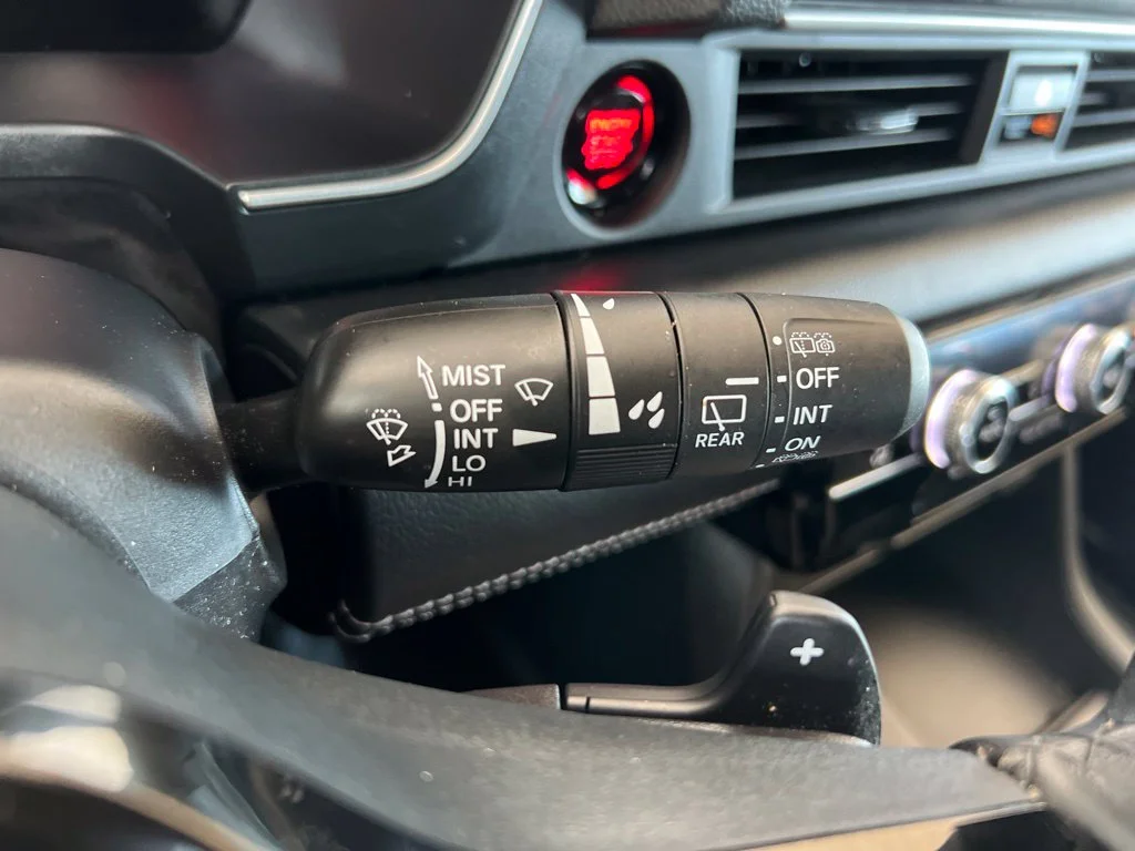 2025 Honda Pilot EX-L - Photo 40