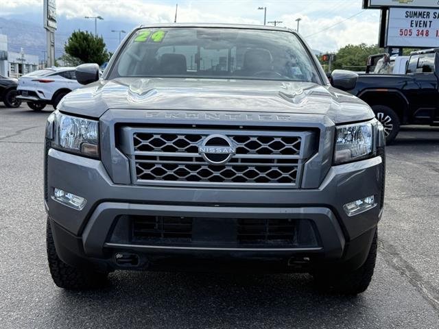 2024 Nissan Frontier SV photo 2