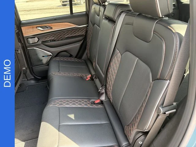 New 2026 Steel Blue Exterior Paint Jeep Summit image 14