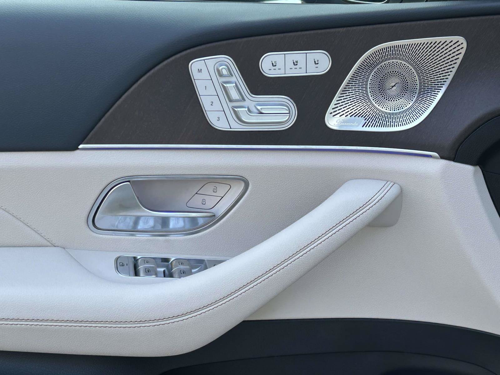 New 2027 Polar White Mercedes-Benz GLS 450 4MATIC® SUV image 19