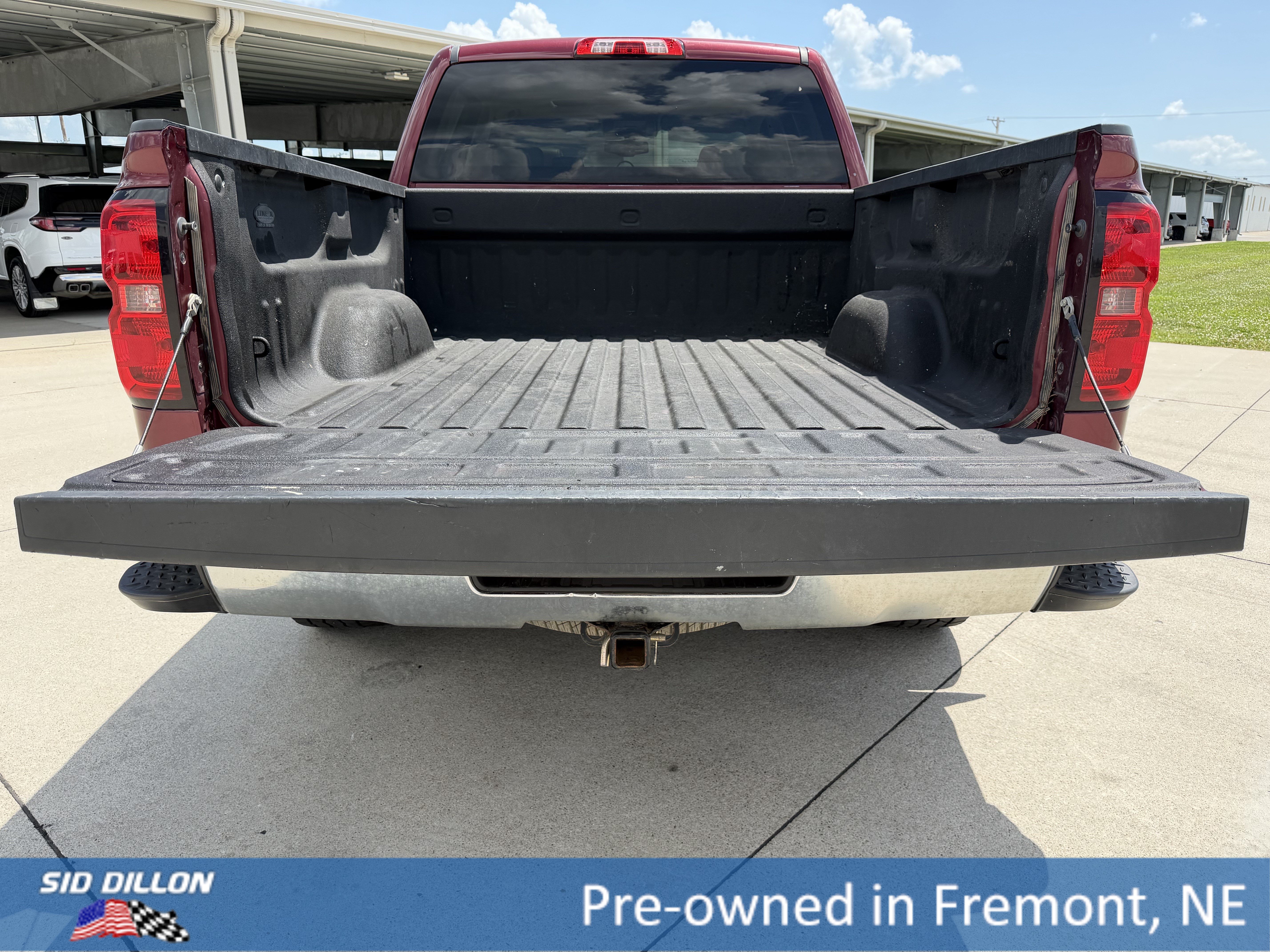 Used 2014 Deep Ruby Metallic Chevrolet LTZ image 12