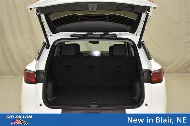 New 2026 Summit White Chevrolet 3LT image 10