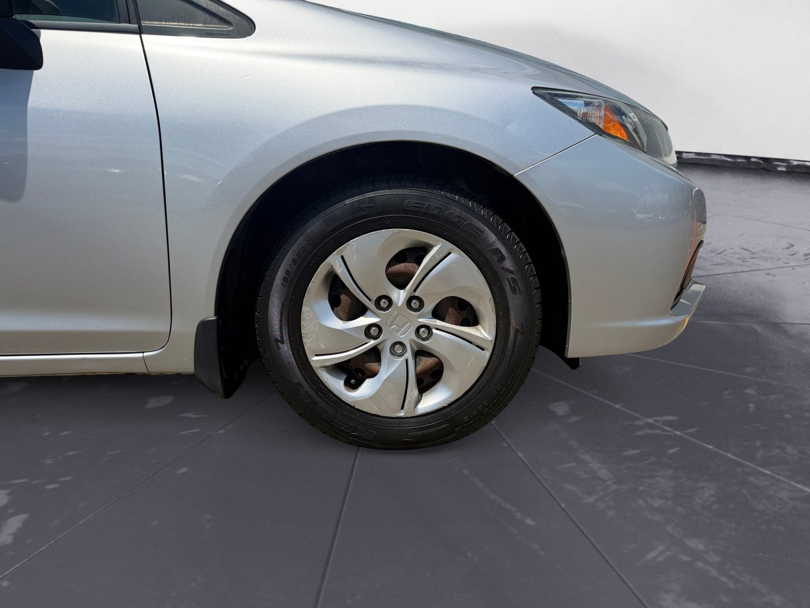 Used 2015 Silver Honda LX image 39