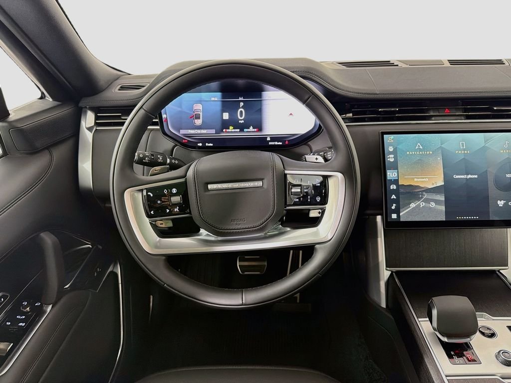 New 2027 Fuji White Land Rover SE image 24