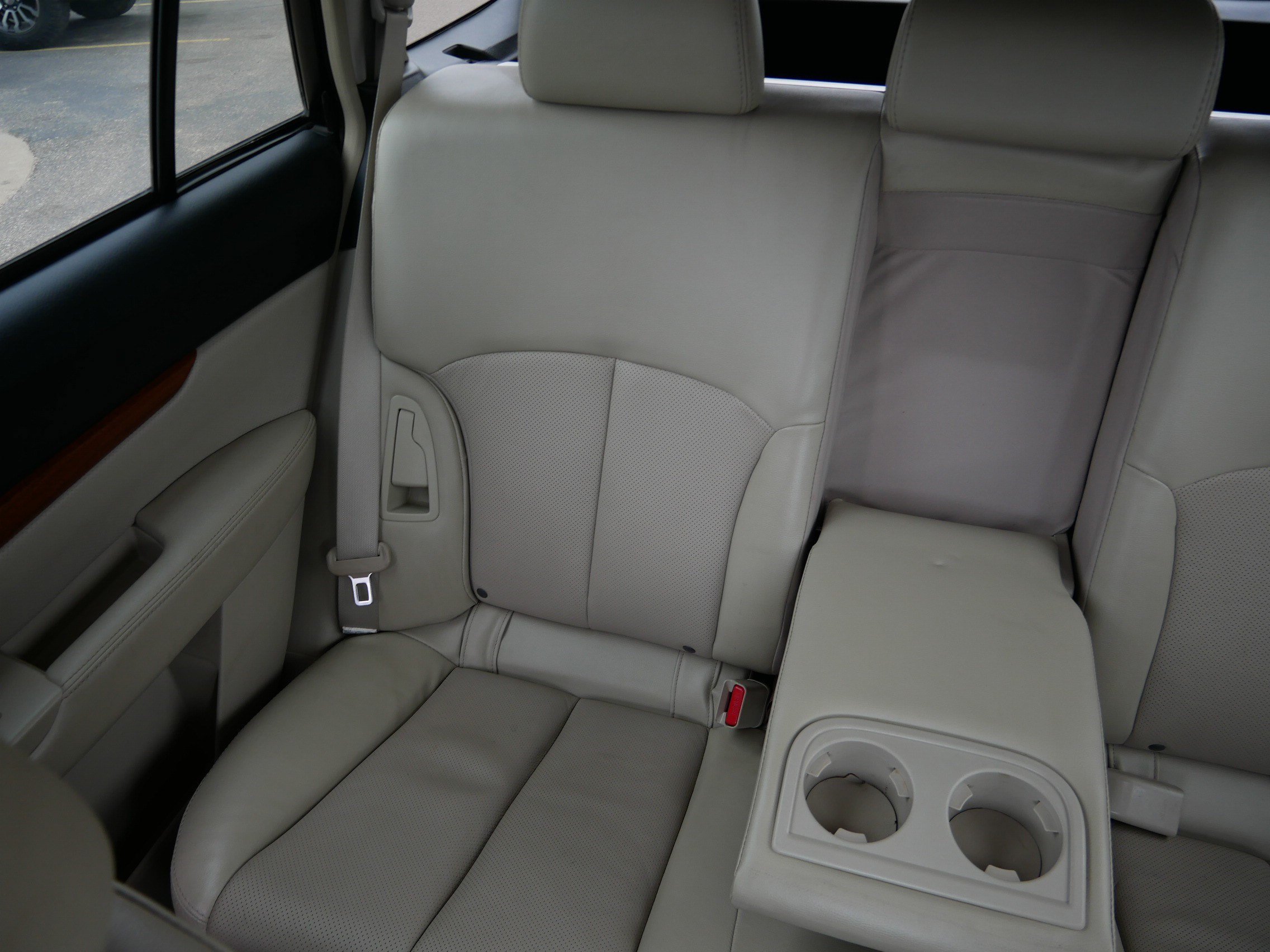 Used 2013 Venetian Red Pearl Subaru 3.6R Limited image 12