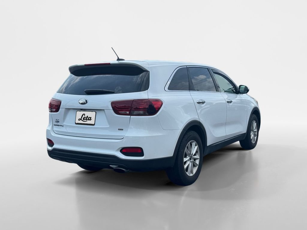 Used 2019 Snow White Pearl Kia LX image 4