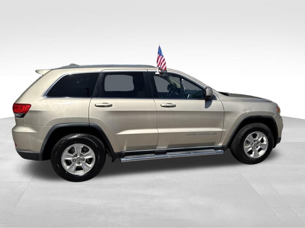 Used 2014 Beige Jeep Laredo image 8