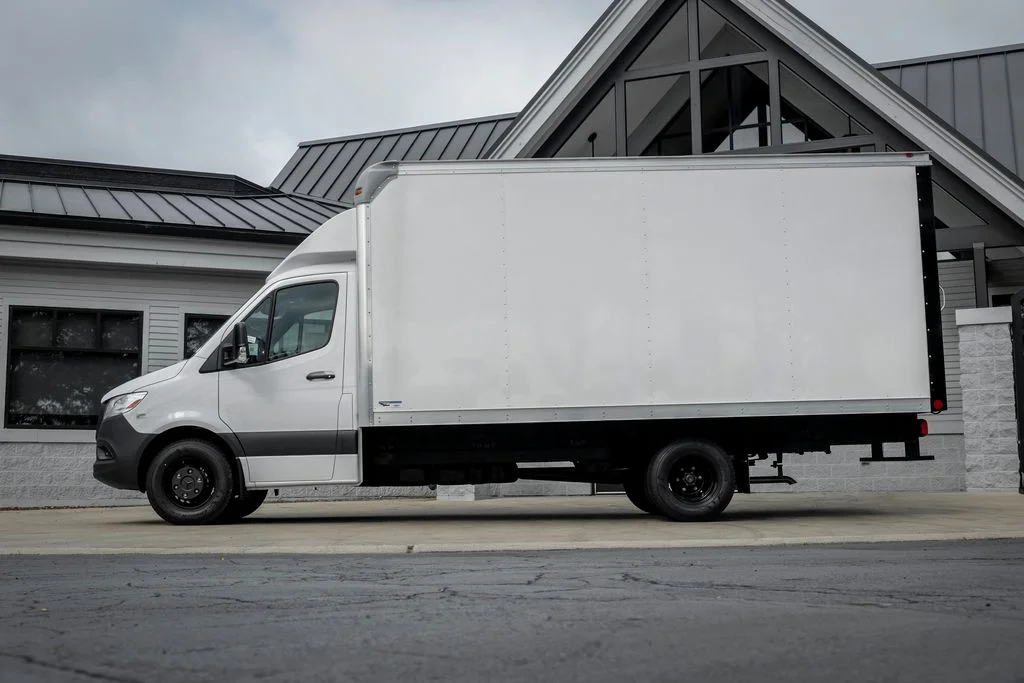 New 2026 Arctic White Mercedes-Benz Cab Chassis 170 WB image 3