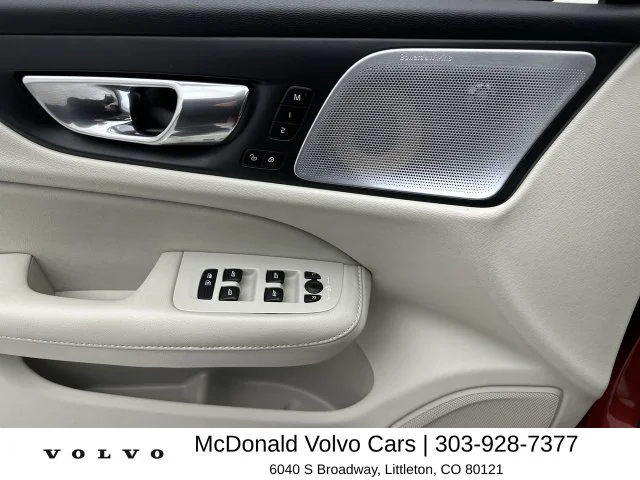 Used 2019 Red Volvo T6 Inscription image 13