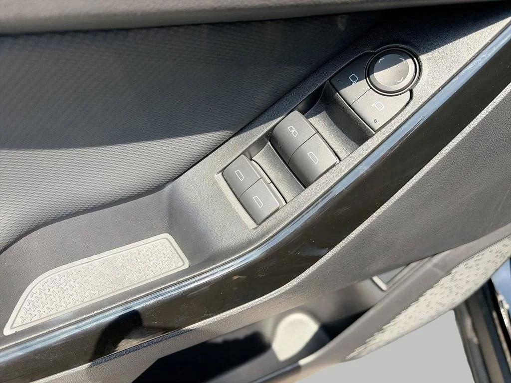 2026 Chevrolet Equinox LT - Photo 15