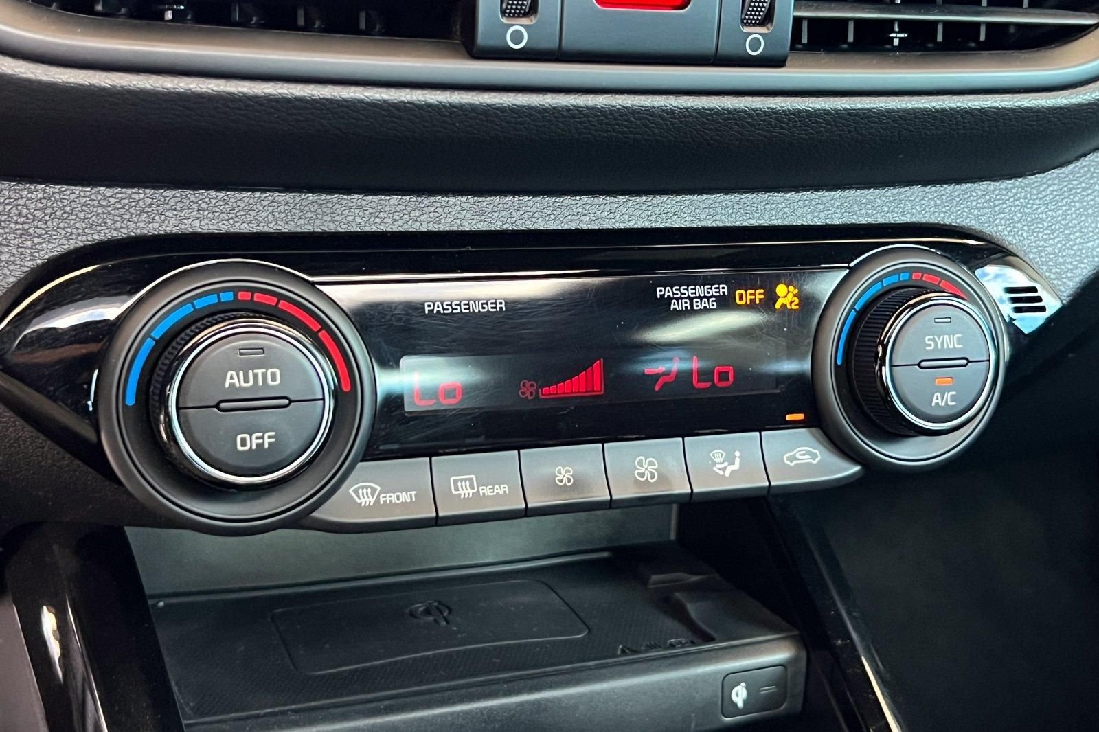 Used 2022 Red Kia GT image 21