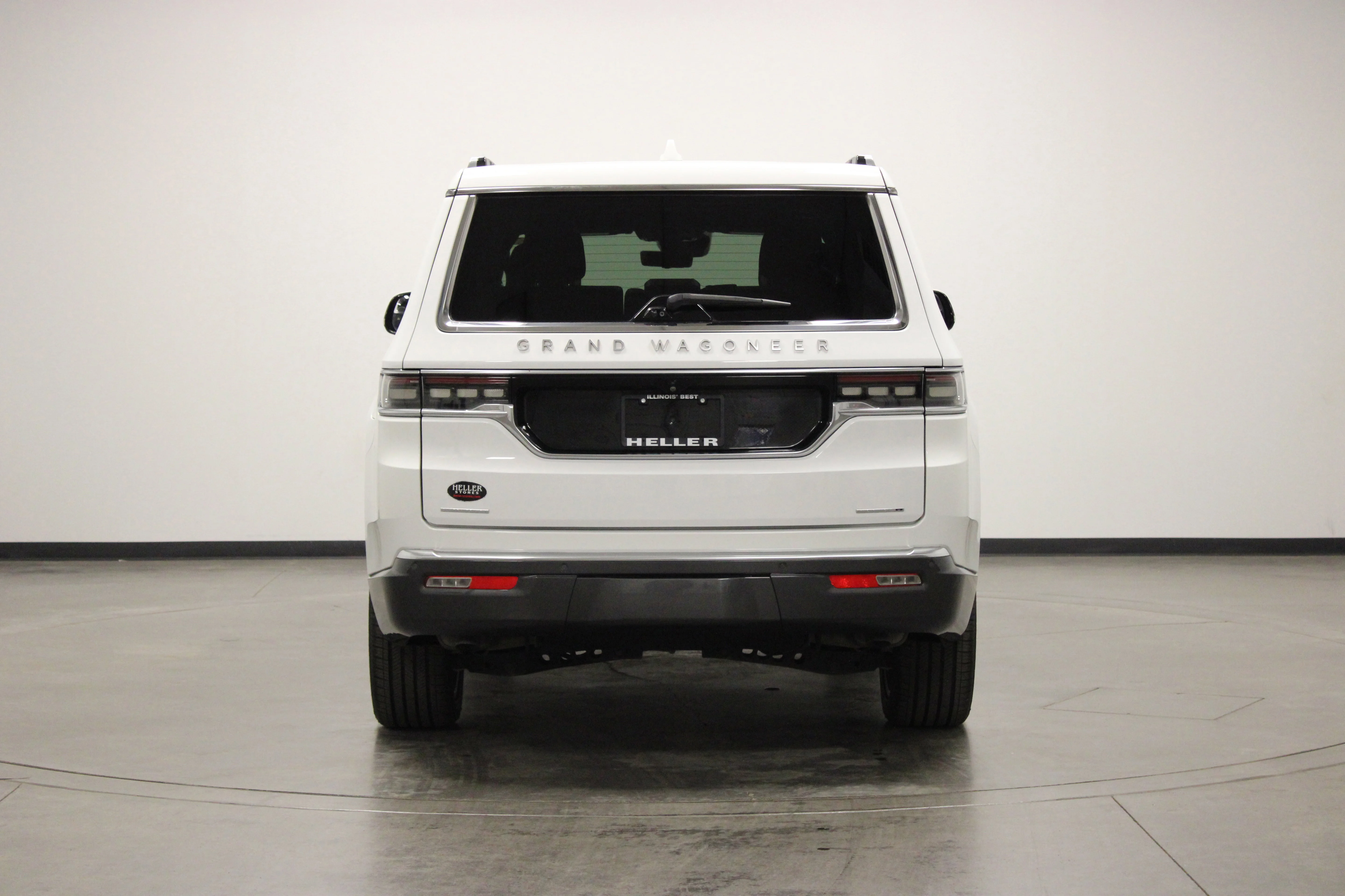 Used 2022 Bright White Clearcoat Jeep Series II image 7