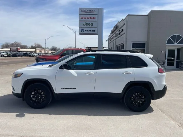 2023 Jeep Cherokee Altitude