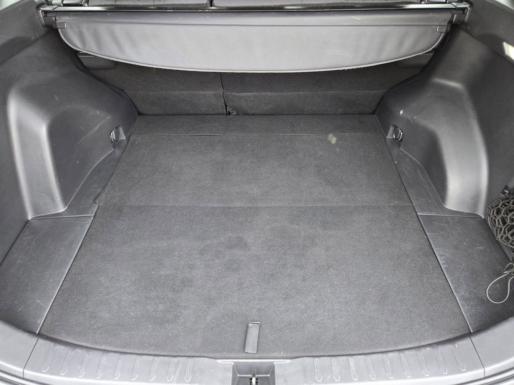 2024 Toyota RAV4 XLE - Photo 21