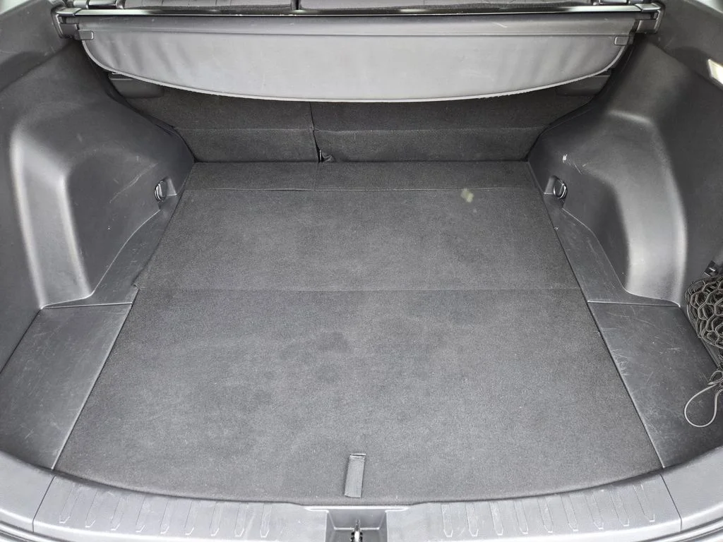 2024 Toyota RAV4 XLE - Photo 21