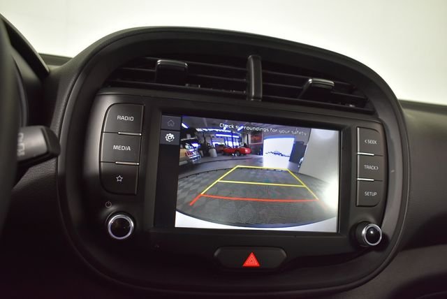 Used 2024 White Kia LX image 40