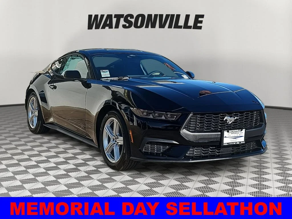 2026 Ford Mustang EcoBoost Fastback's photo