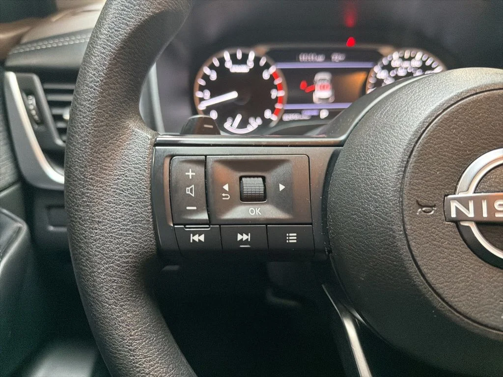 Used 2023 Black Nissan S image 17