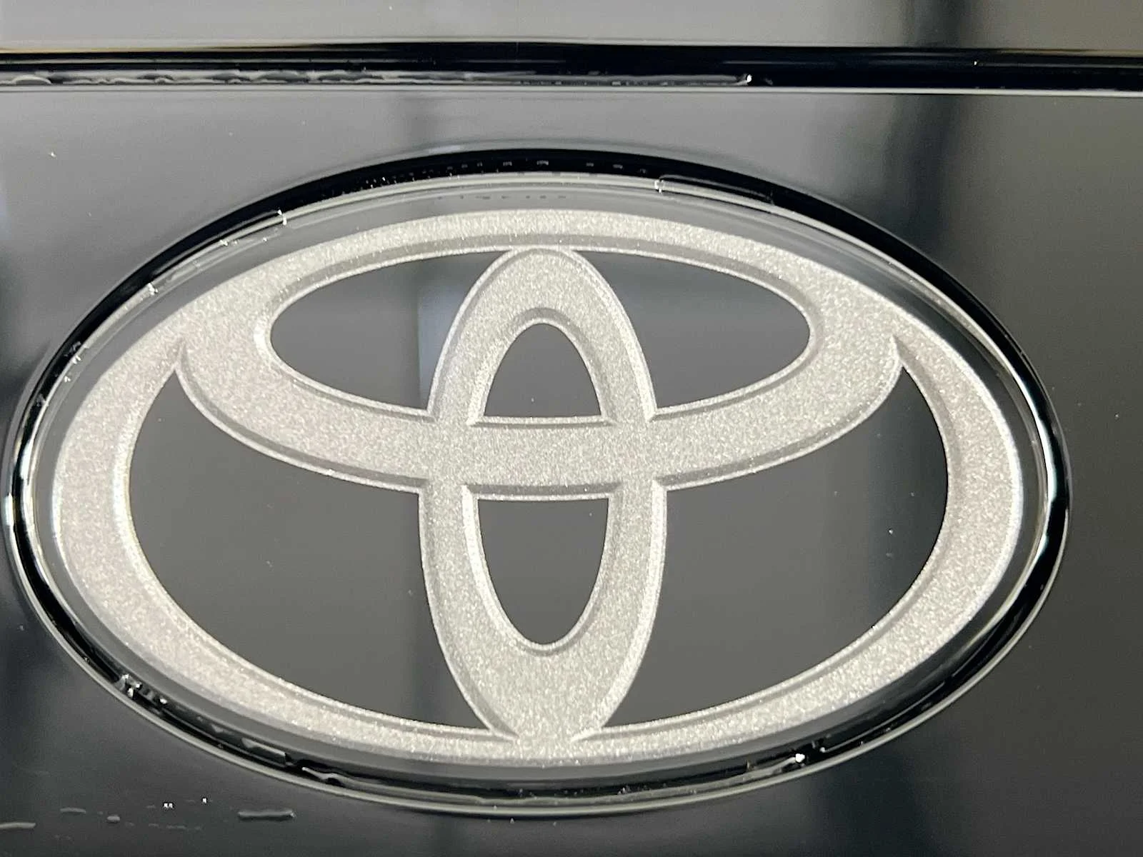 2026 Toyota Prius Plug-In Hybrid — photo 18