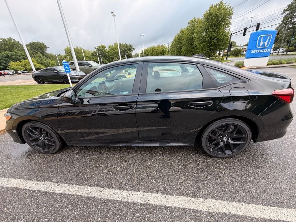 Used 2026 Black Honda Sport image 7