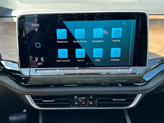 New 2026 Avocado Green Pearl Volkswagen 2.0T SE w/Technology image 30