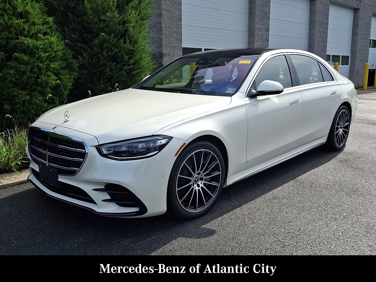 Used 2021 designo Diamond White Mercedes-Benz 4MATIC® image 3