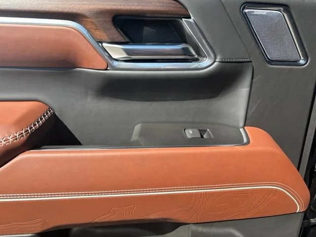 New 2025 Onyx Black GMC Denali Ultimate image 17