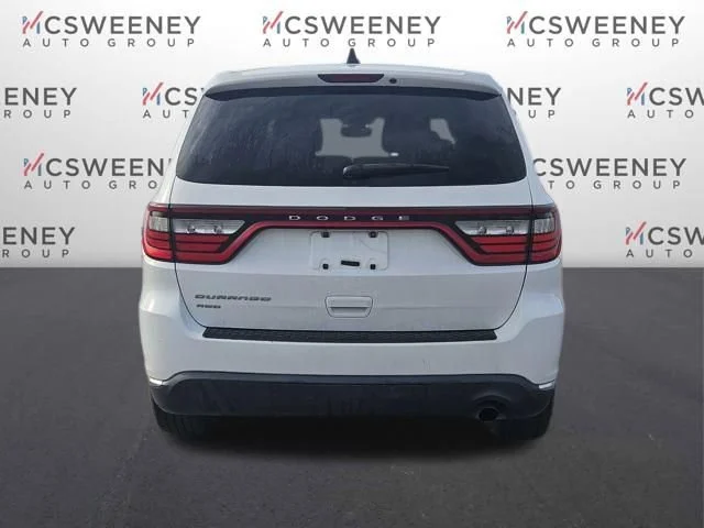 Used 2017 White Dodge SXT image 4