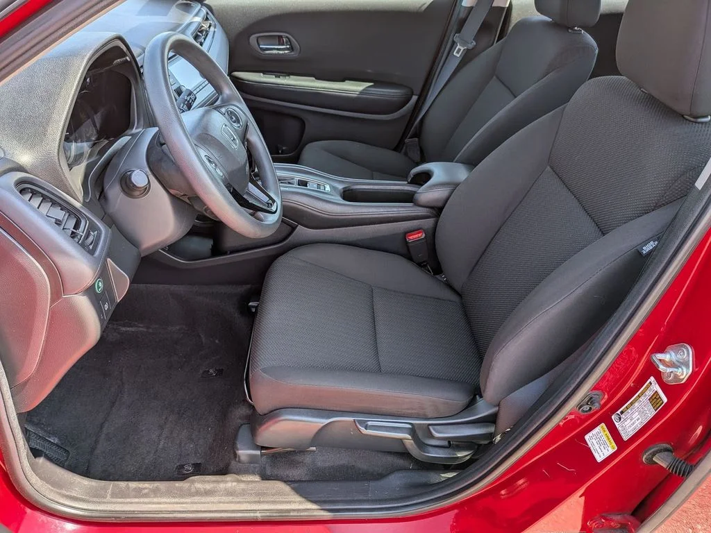 Used 2016  Honda LX image 11