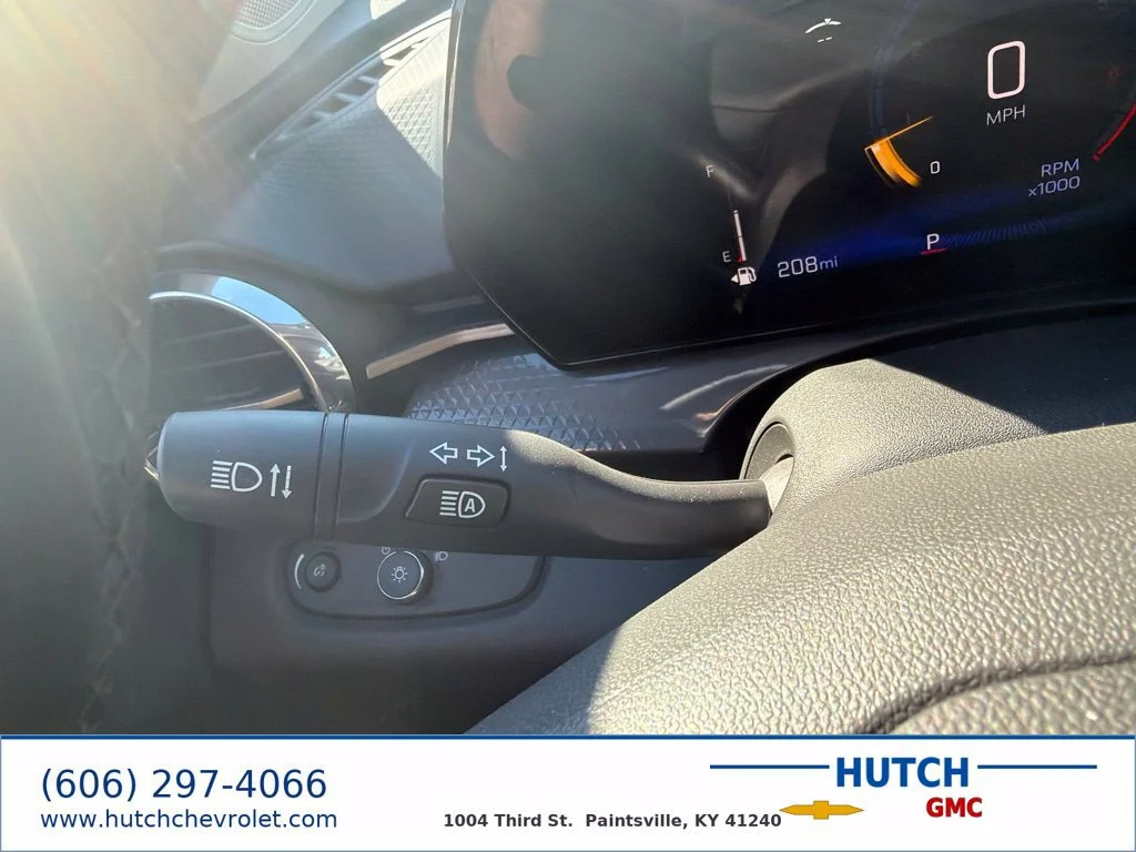 New 2026 Mosaic Black Metallic Chevrolet ACTIV image 33