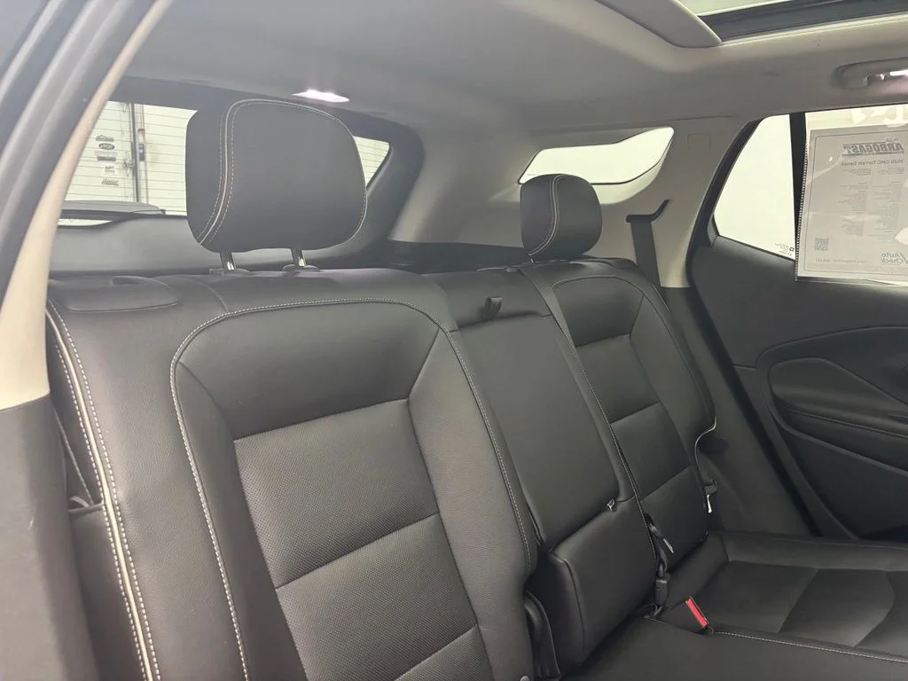 Used 2020 Black GMC Denali image 43
