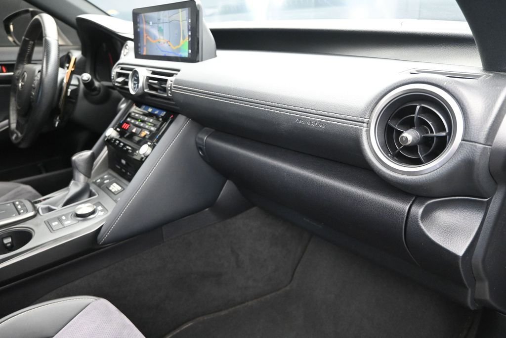 Used 2022  Lexus 500 F SPORT Performance Launch Edition image 24