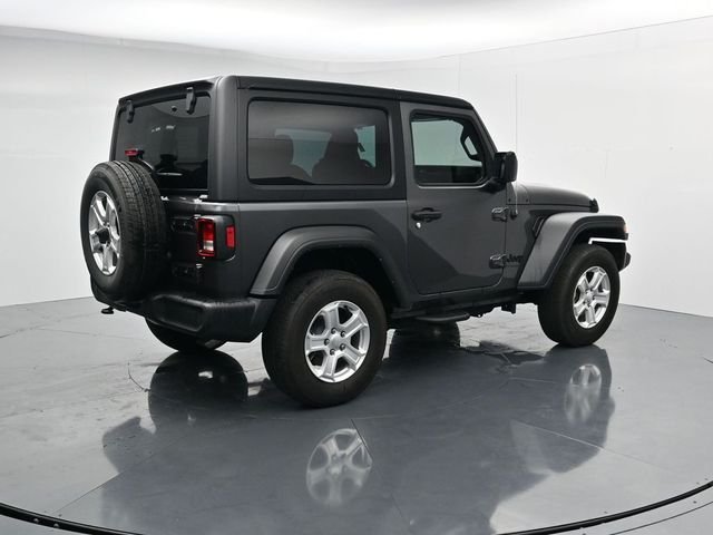 Used 2023 Crystal Metallic Jeep Sport S image 7