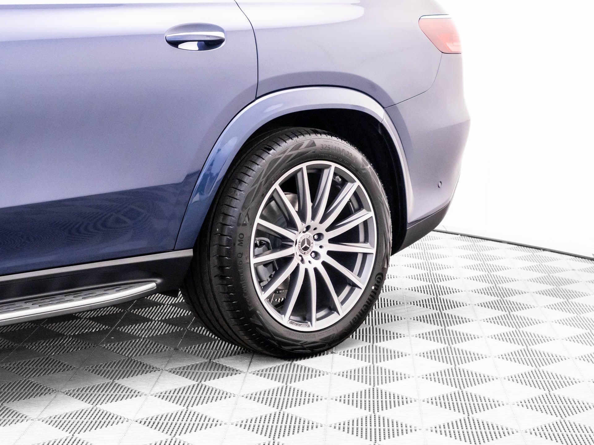 New 2026 Twilight Blue Metallic Mercedes-Benz GLS 580 image 35
