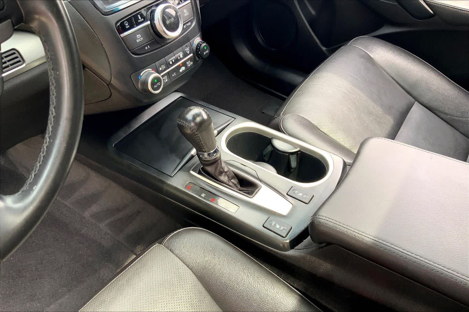 Used 2017 White Diamond Pearl Acura w/Technology Pkg image 17