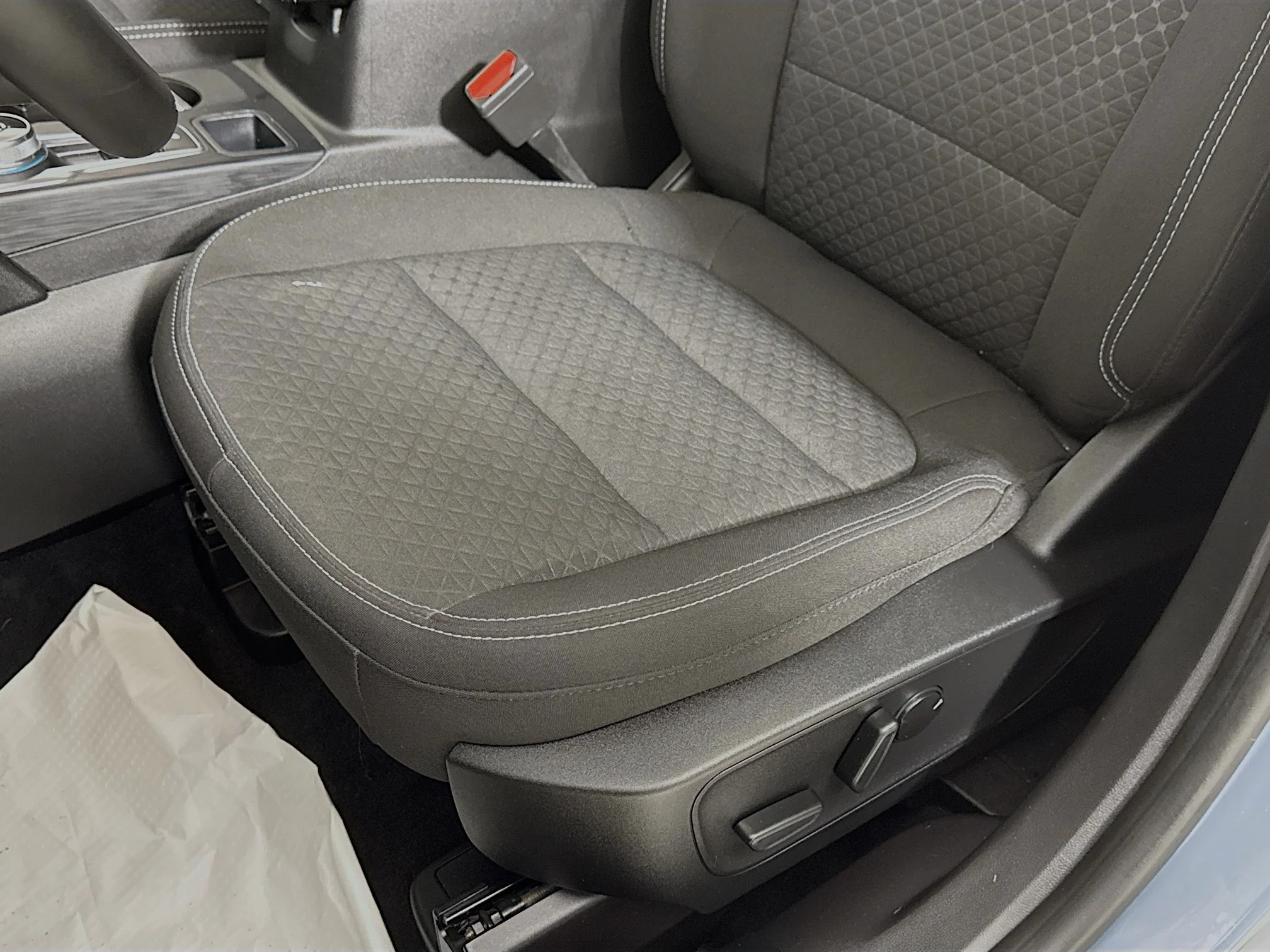Used 2023 Vapor Blue Metallic Ford Active image 19